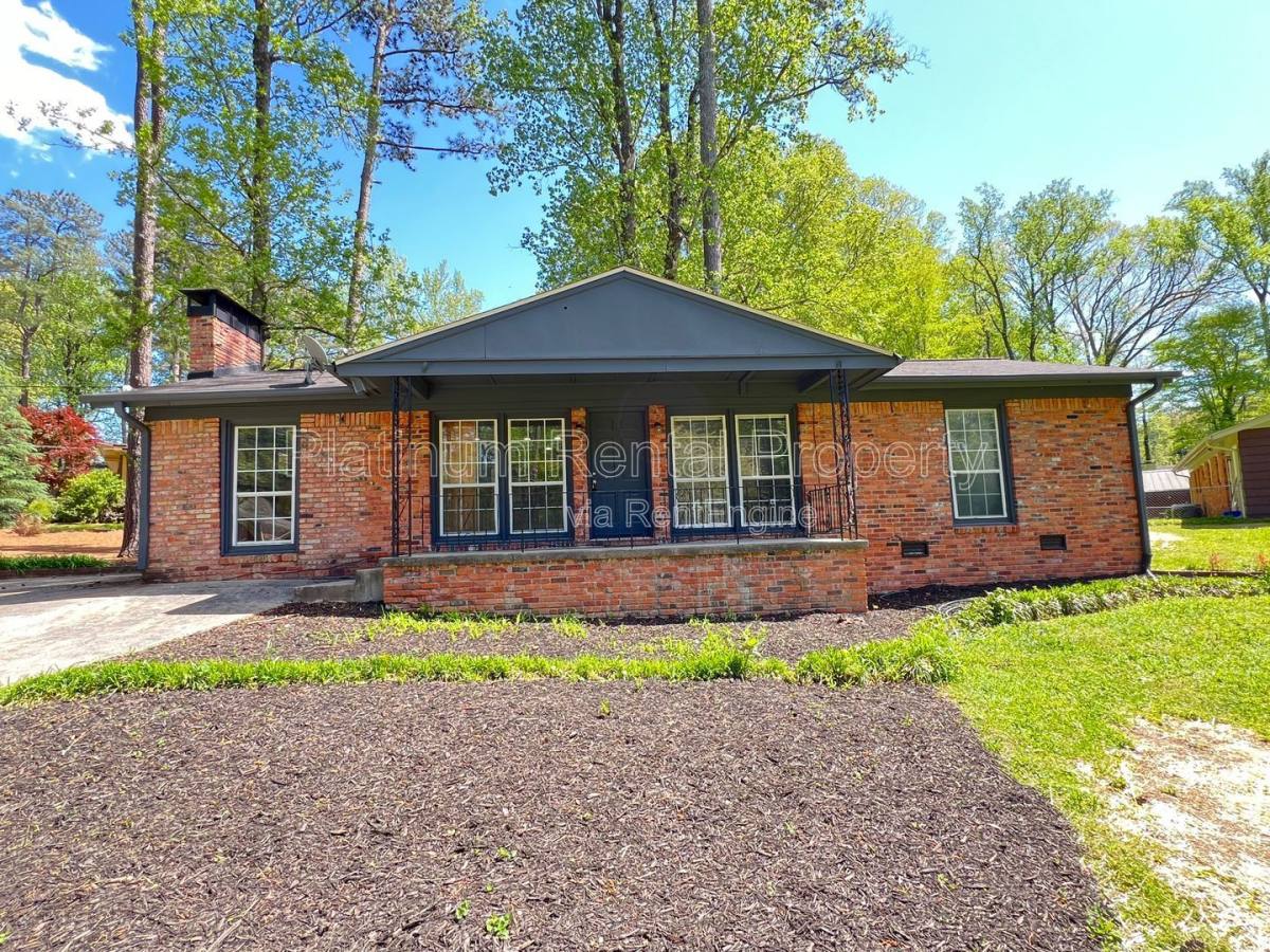 House for rent at 2170 Beech Valley Dr, Smyrna, GA 30080