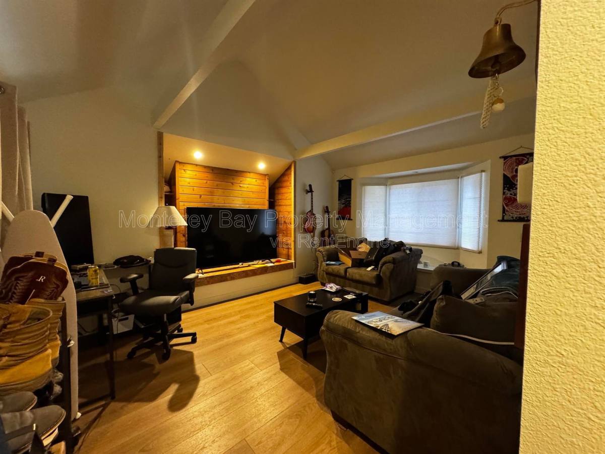 House for rent at 706 Crocker Ave, Pacific Grove, CA 93950