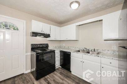 Townhouse for rent at 3499 Creekview Place, Scottdale, GA 30079