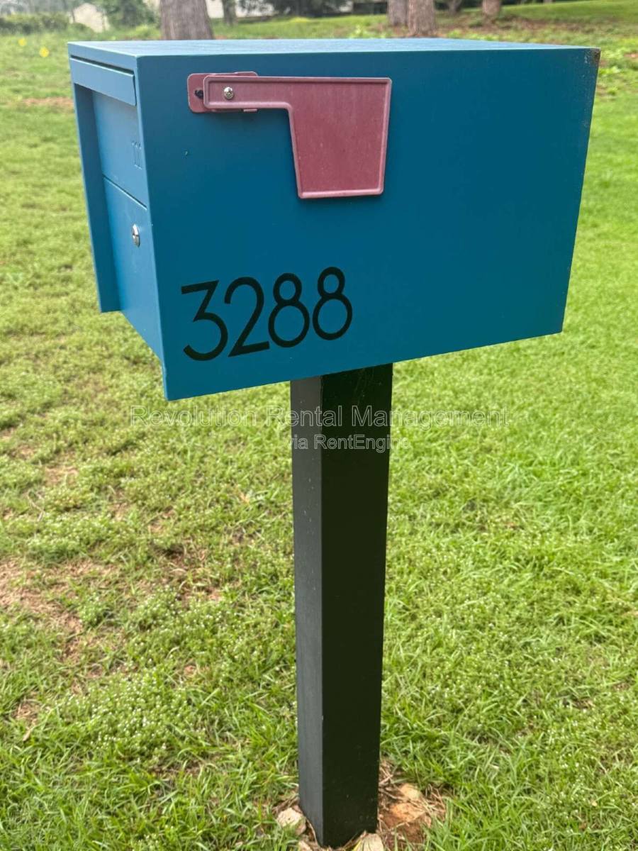 Condo for rent at 3288 Regalwoods Dr, Atlanta, GA 30340