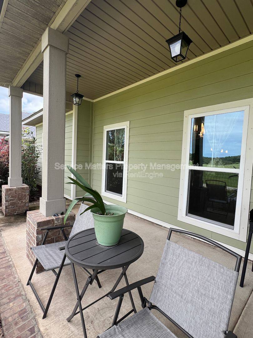 House for rent at 4145 Grassy Run St, Milton, FL 32583