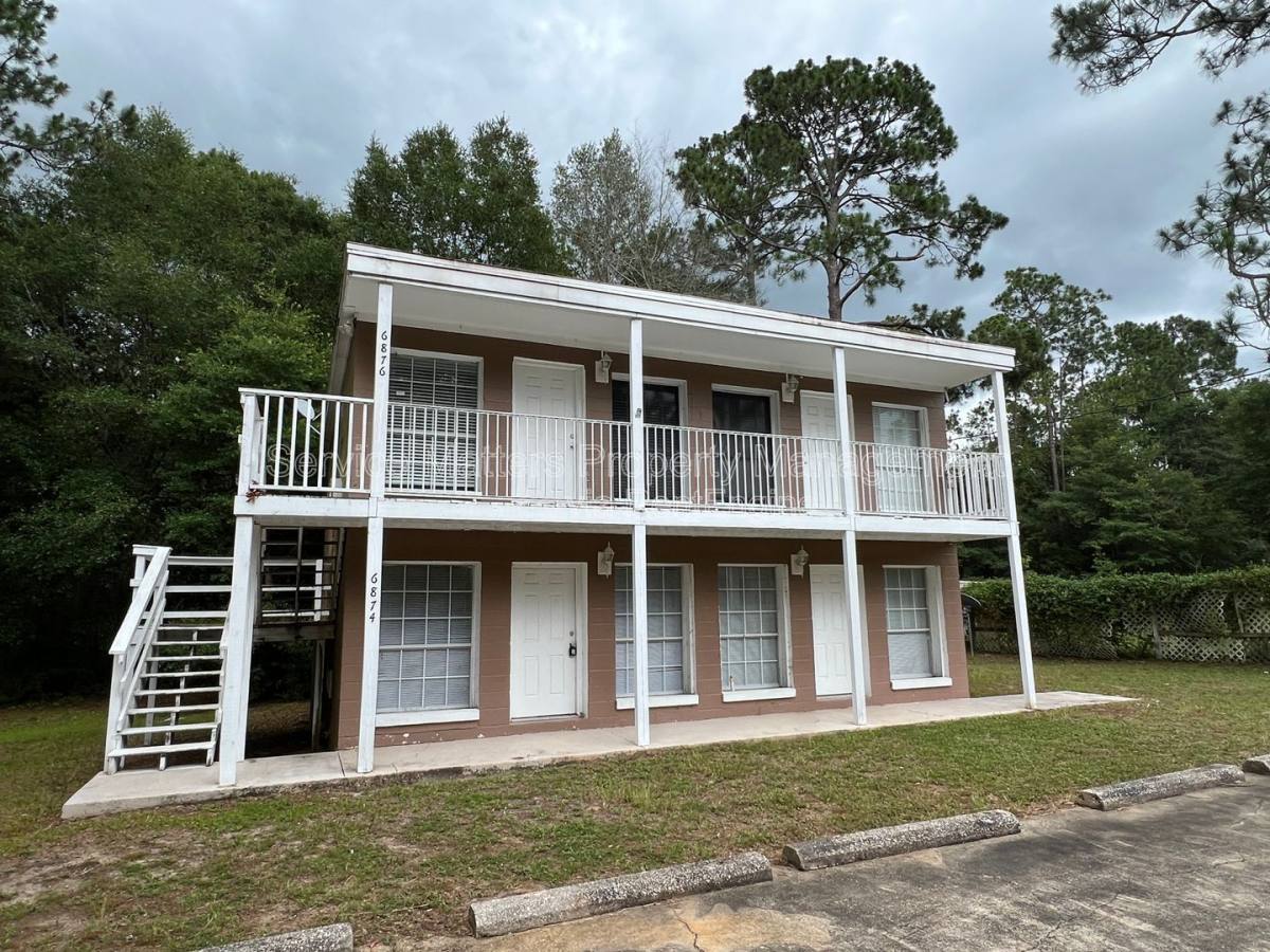 Apartment for rent at 6876 Trading Post Lane, Milton, FL 32570