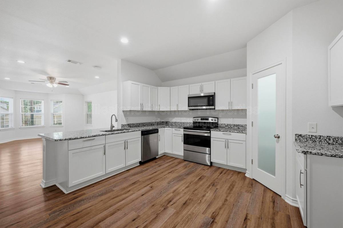 House for rent at 422 E Elm St, Denison, TX 75021
