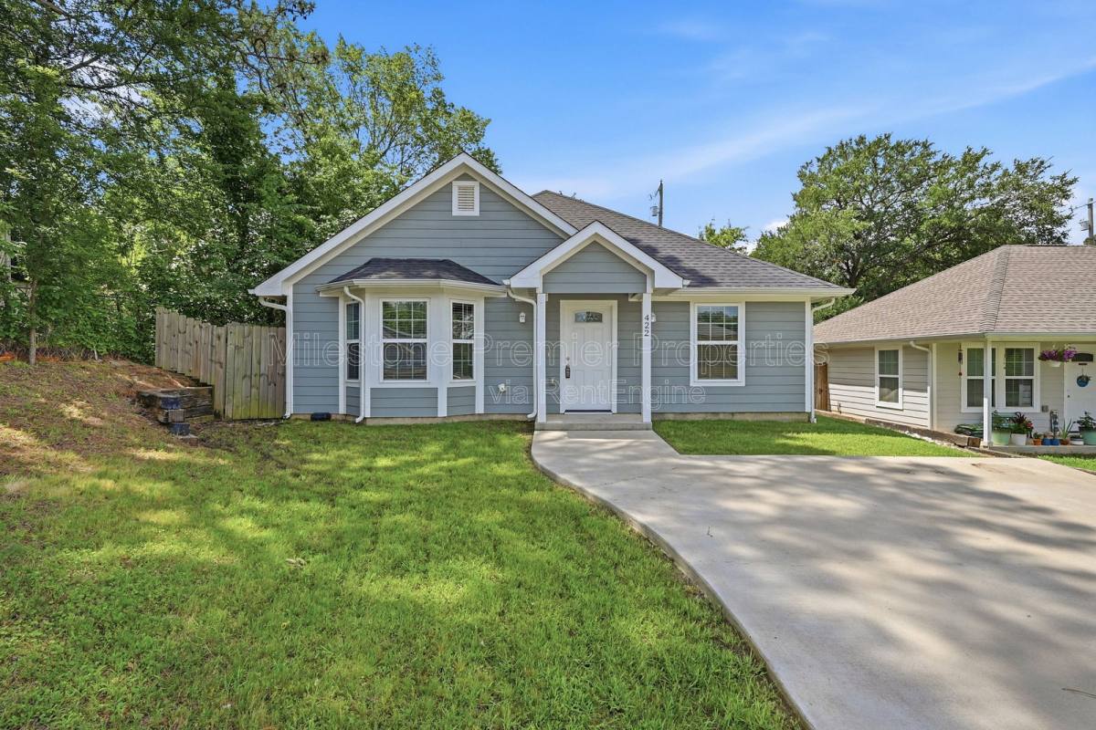 House for rent at 422 E Elm St, Denison, TX 75021