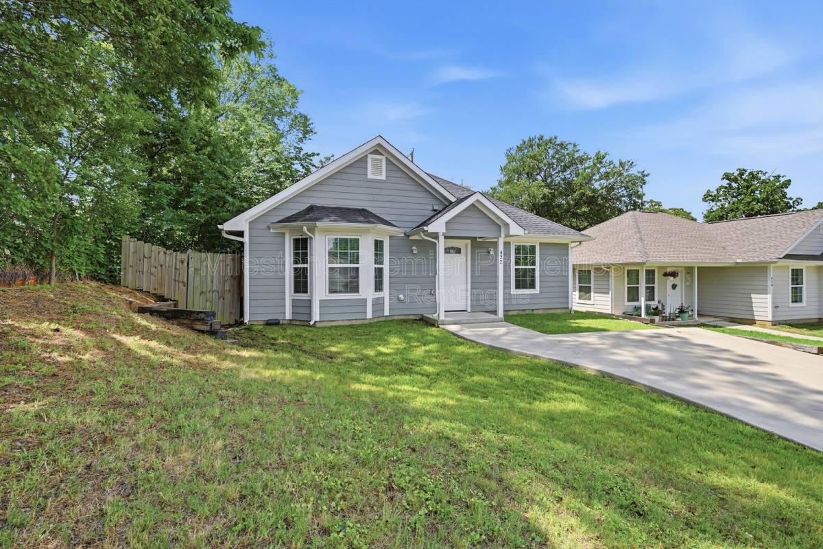 House for rent at 422 E Elm St, Denison, TX 75021