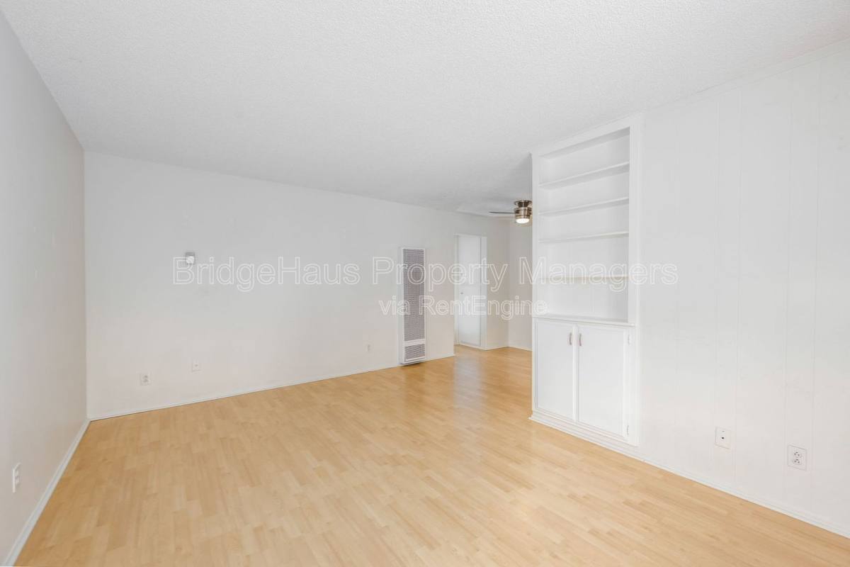 Apartment for rent at 4036 Shasta St #10, San Diego, CA 92109