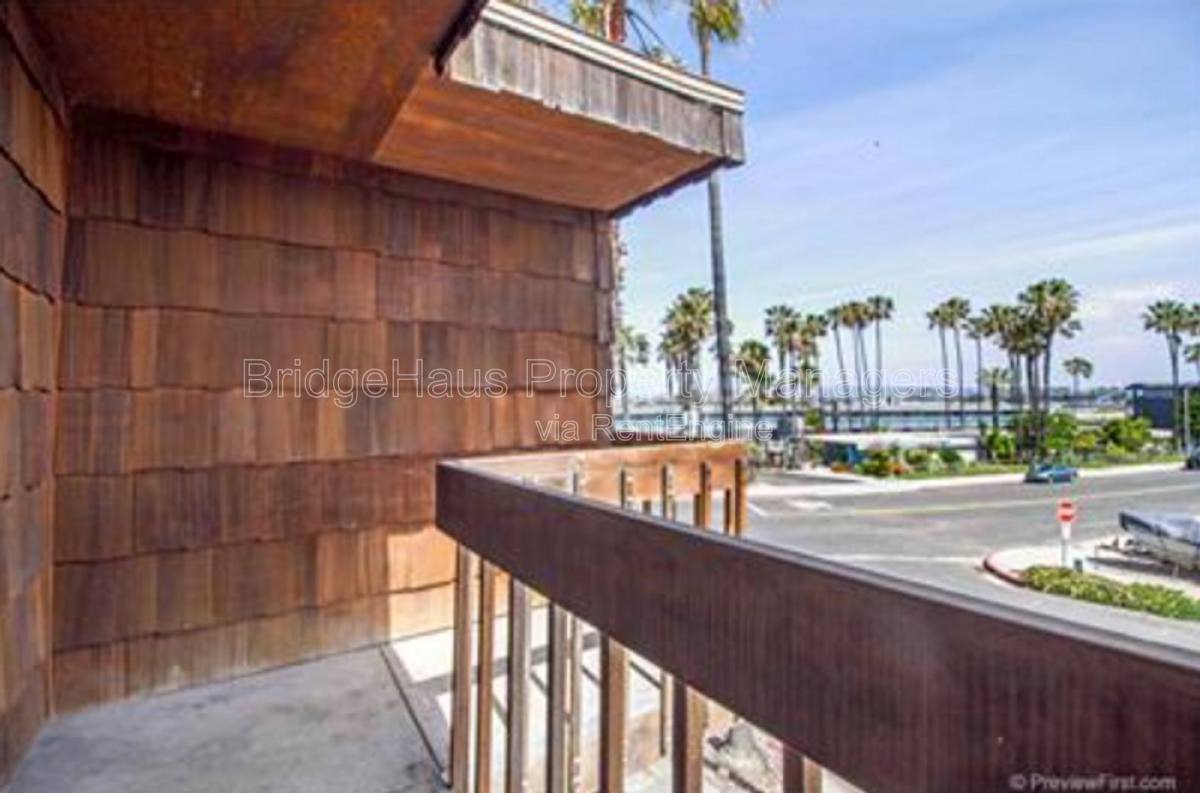 Condo for rent at 5155 W Point Loma Blvd #11, San Diego, CA 92107