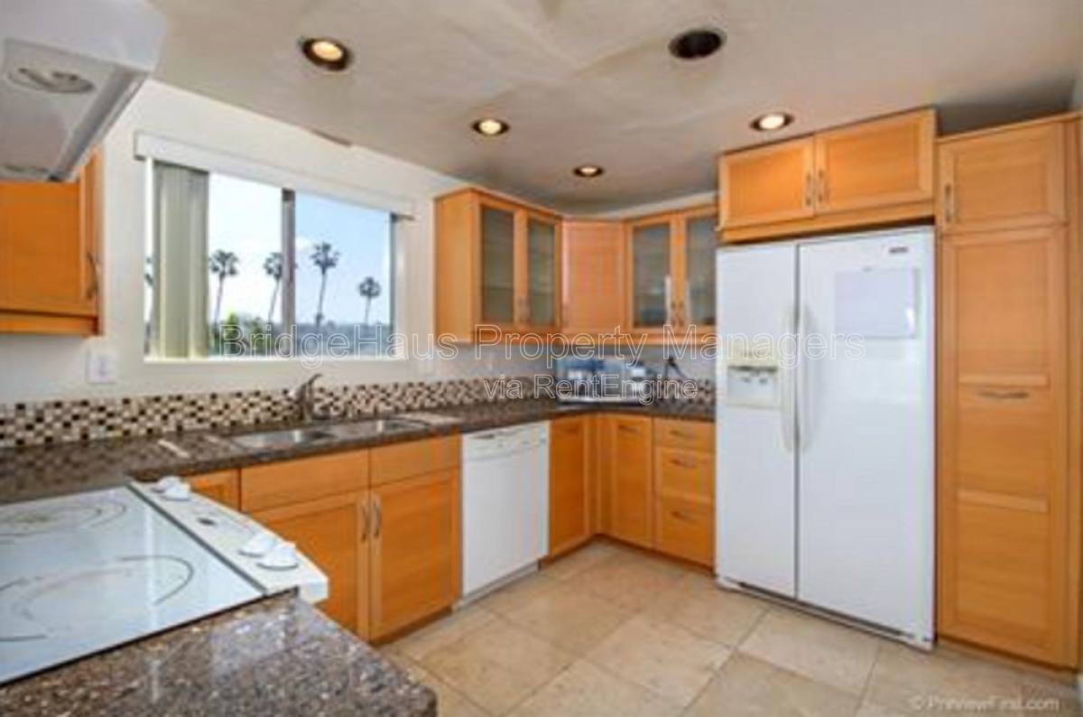 Condo for rent at 5155 W Point Loma Blvd #11, San Diego, CA 92107