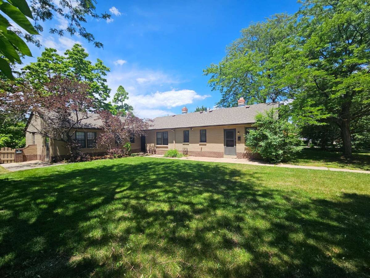 Apartment for rent at 2131 S Grant St, Denver, CO 80210
