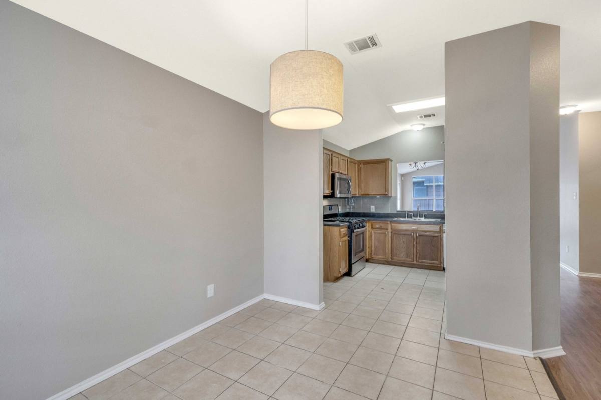 Apartment for rent at 1512 Sundance Dr #T2, Round Rock, TX 78665