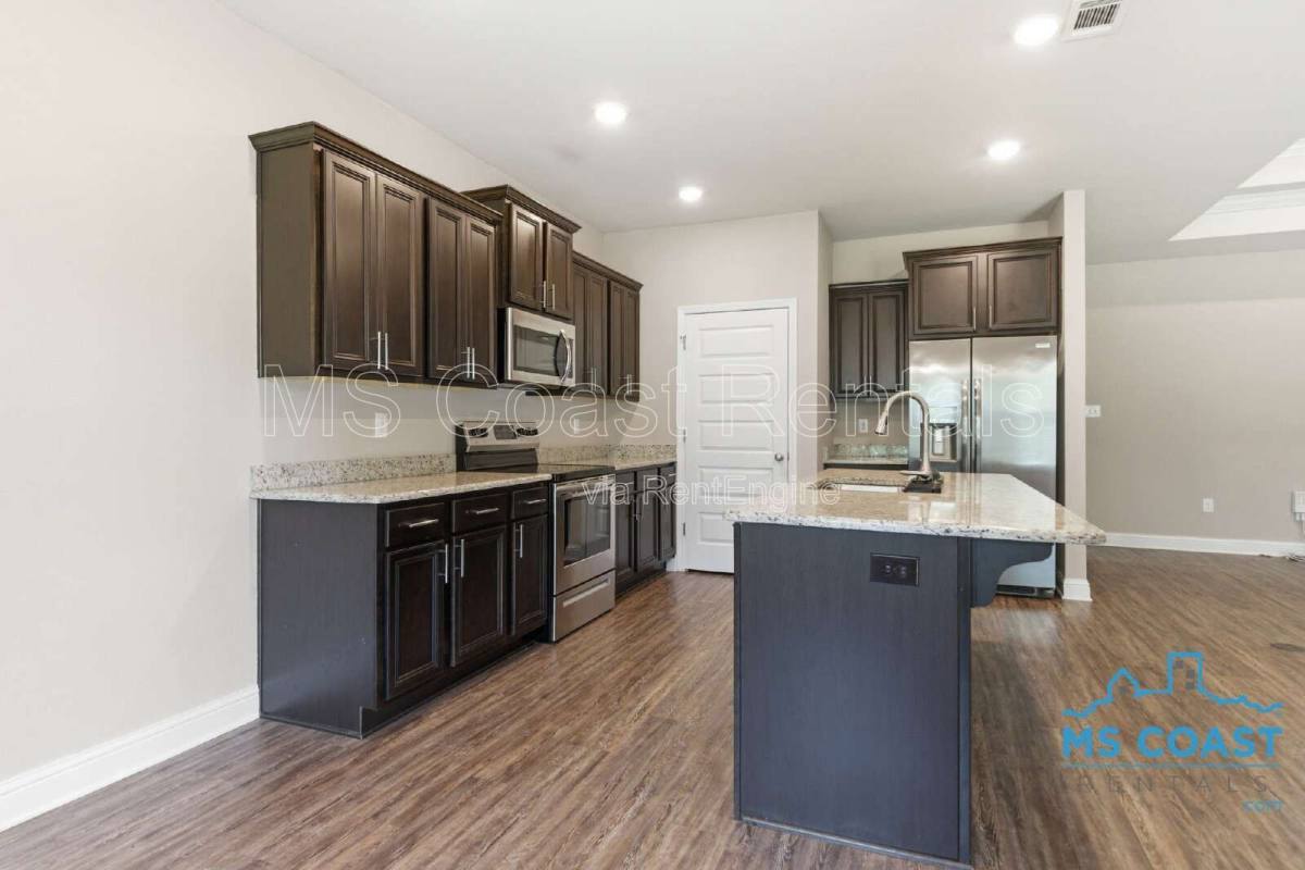 House for rent at 10536 Sweet Bay Dr, Gulfport, MS 39503