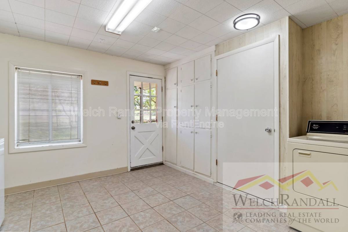 House for rent at 421 E 2625 N, Layton, UT 84041