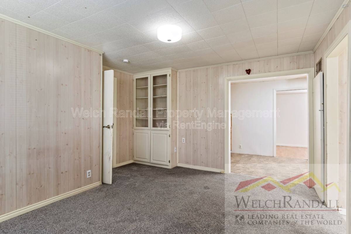 House for rent at 421 E 2625 N, Layton, UT 84041
