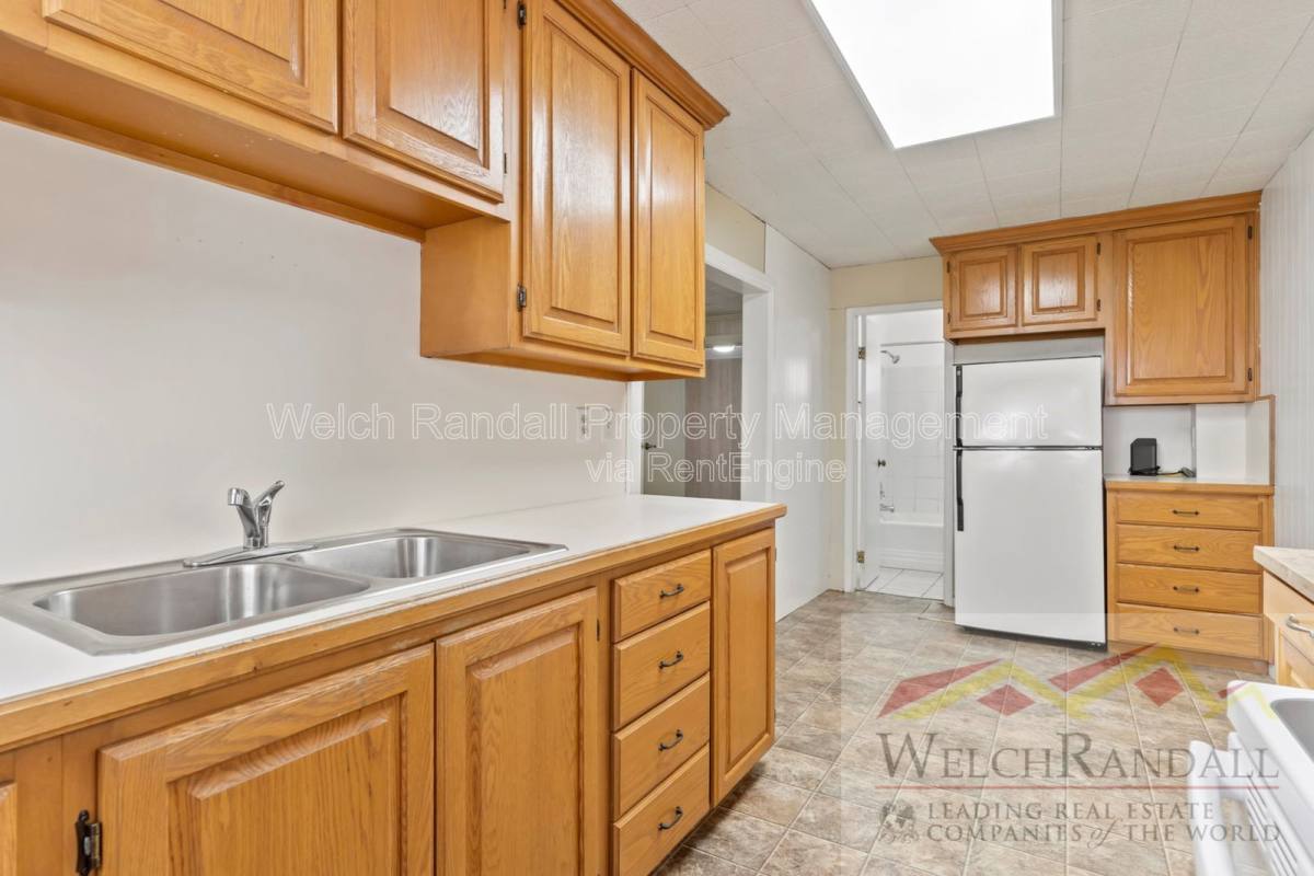 House for rent at 421 E 2625 N, Layton, UT 84041