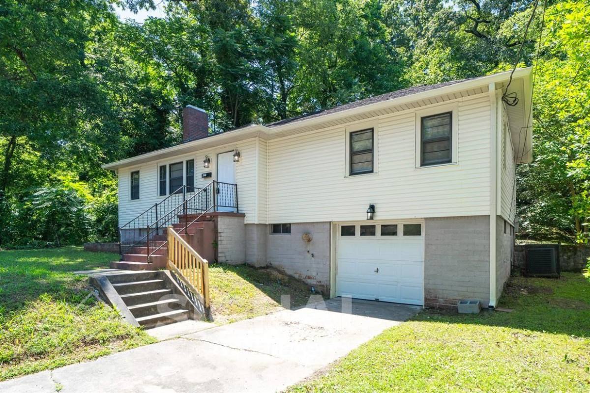 House for rent at 4221 50th Ave N, Birmingham, AL 35217