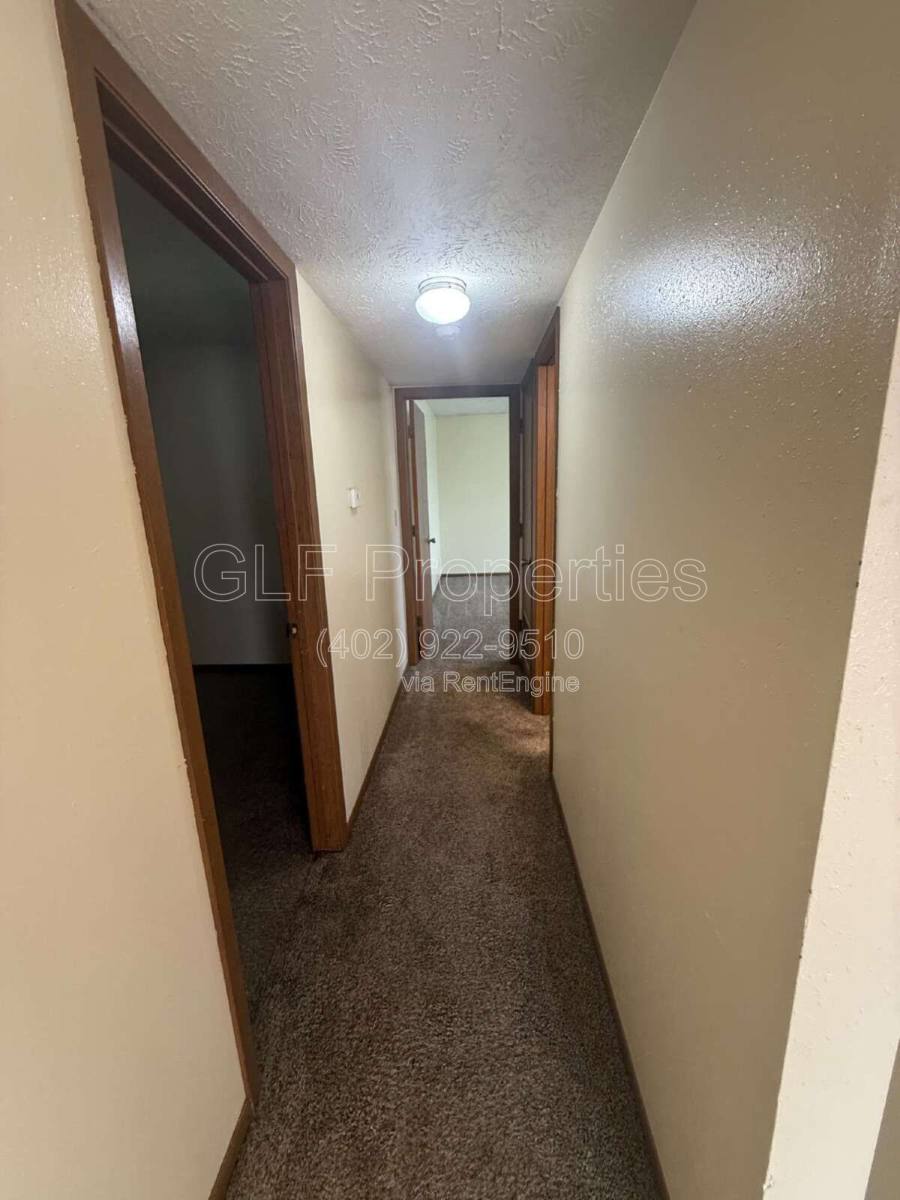 Apartment for rent at 5840 S 52nd St #5, Lincoln, NE 68516