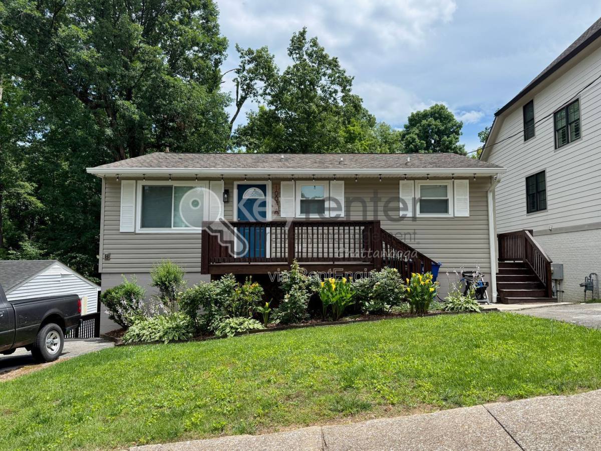 Apartment for rent at 1004 Summer St #A A, Chattanooga, TN 37405