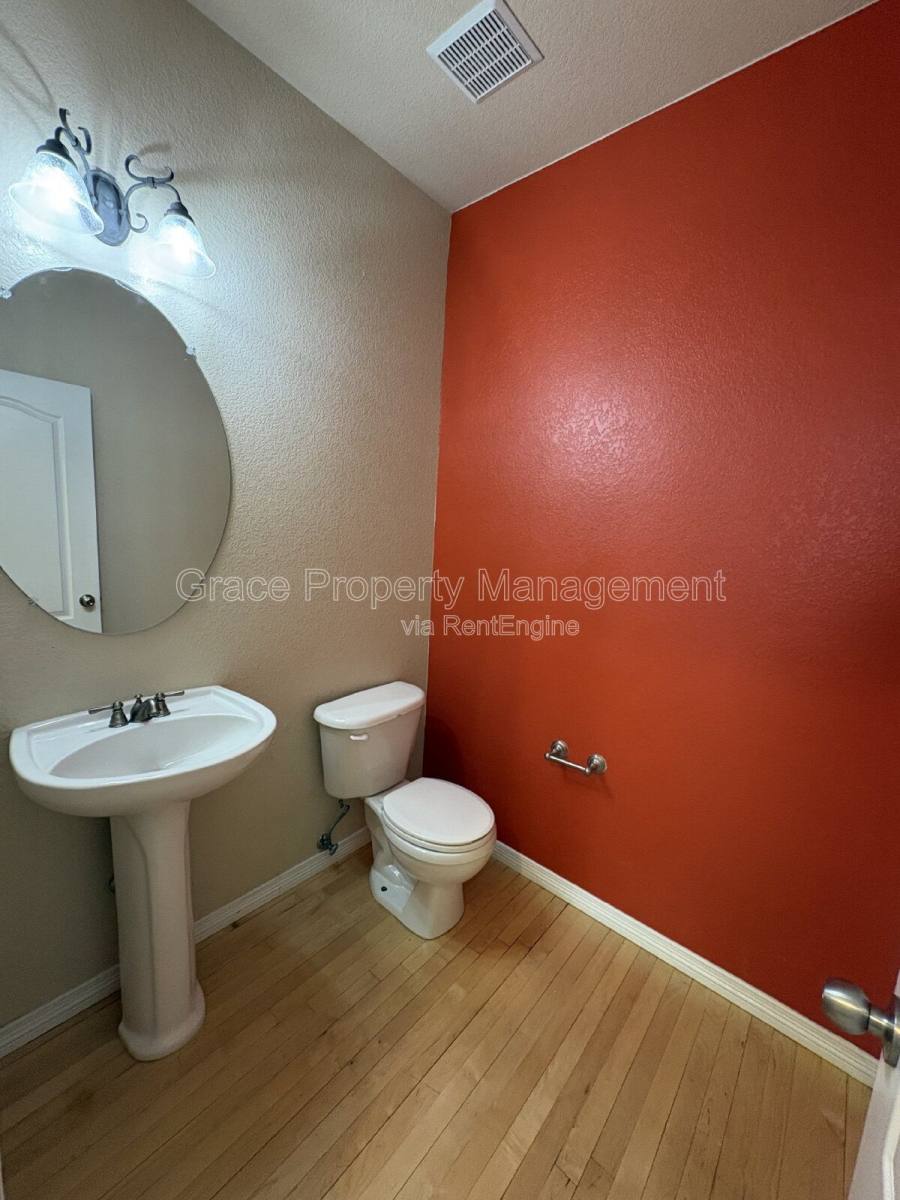 House for rent at 1730 S Poplar St, Denver, CO 80224