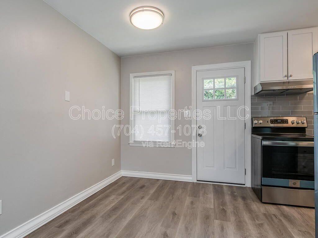 Apartment for rent at 5810 Cedars E Court #1, Charlotte, NC 28212
