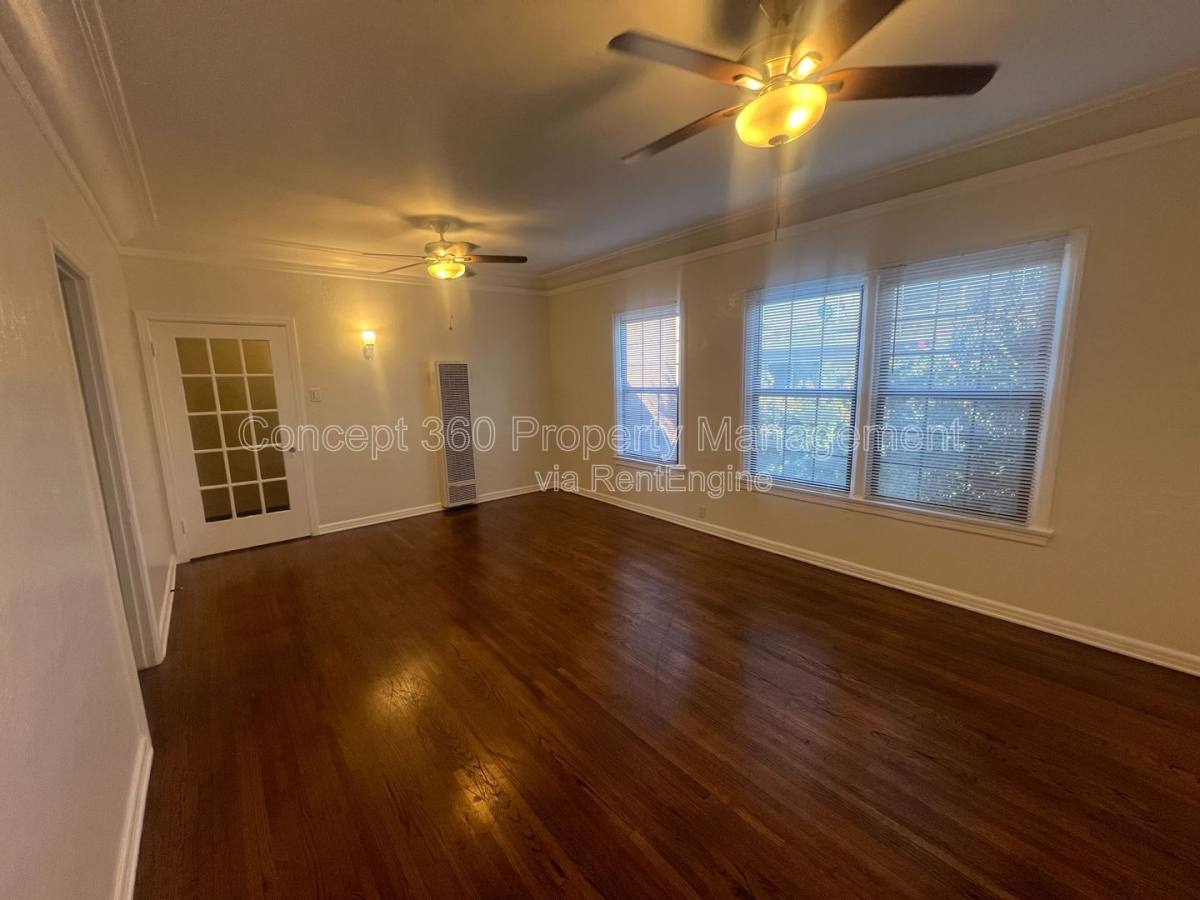 Apartment for rent at 420 Orange Ave #9, Long Beach, CA 90802