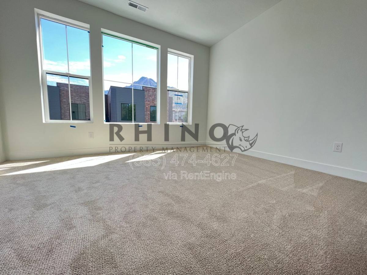 Townhouse for rent at 4634 Locust Hills Court, Salt Lake City, UT 84117