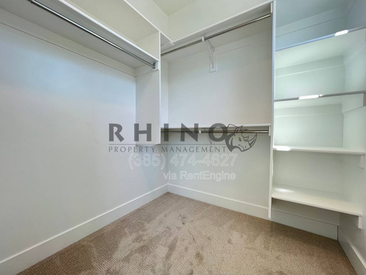 Townhouse for rent at 4634 Locust Hills Court, Salt Lake City, UT 84117