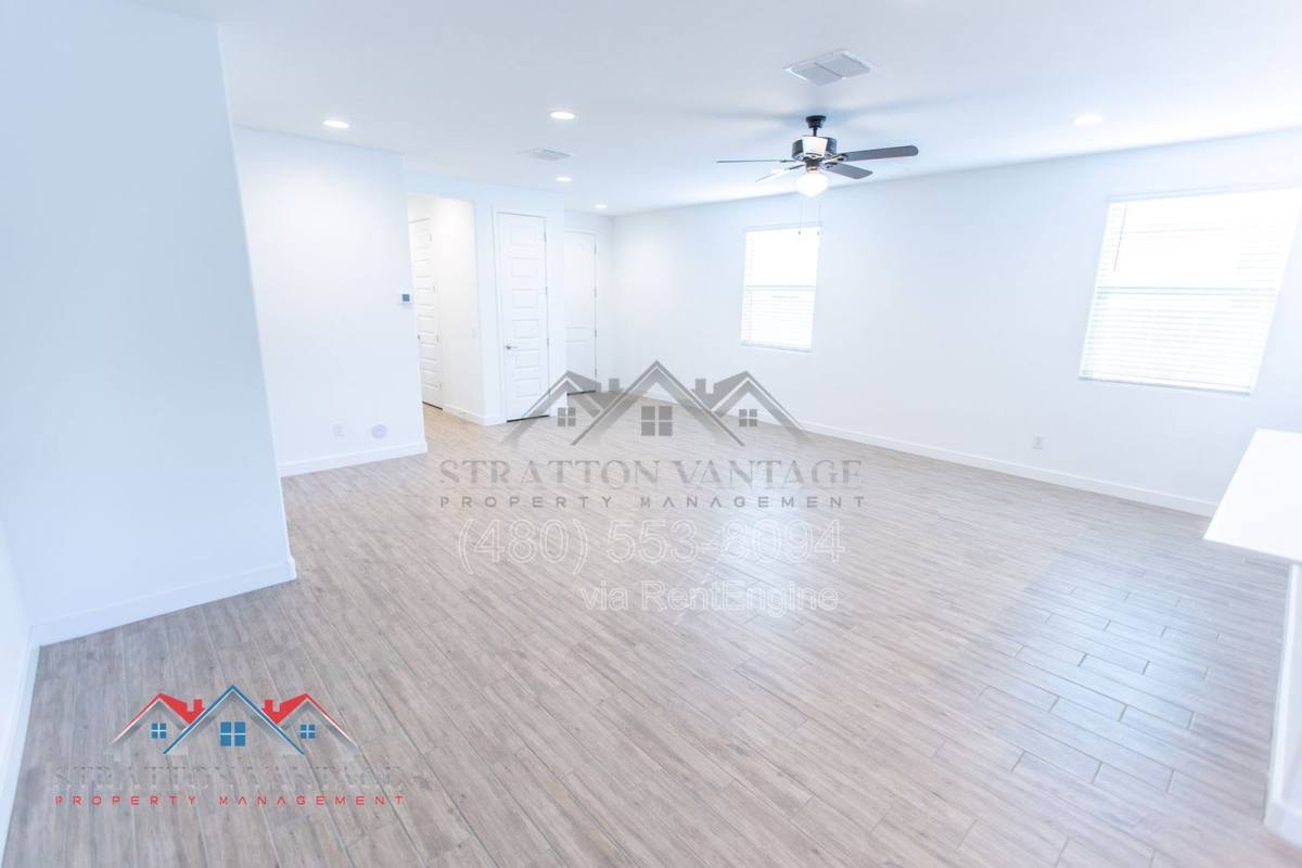 House for rent at 2304 E Kelly Dr, Gilbert, AZ 85298