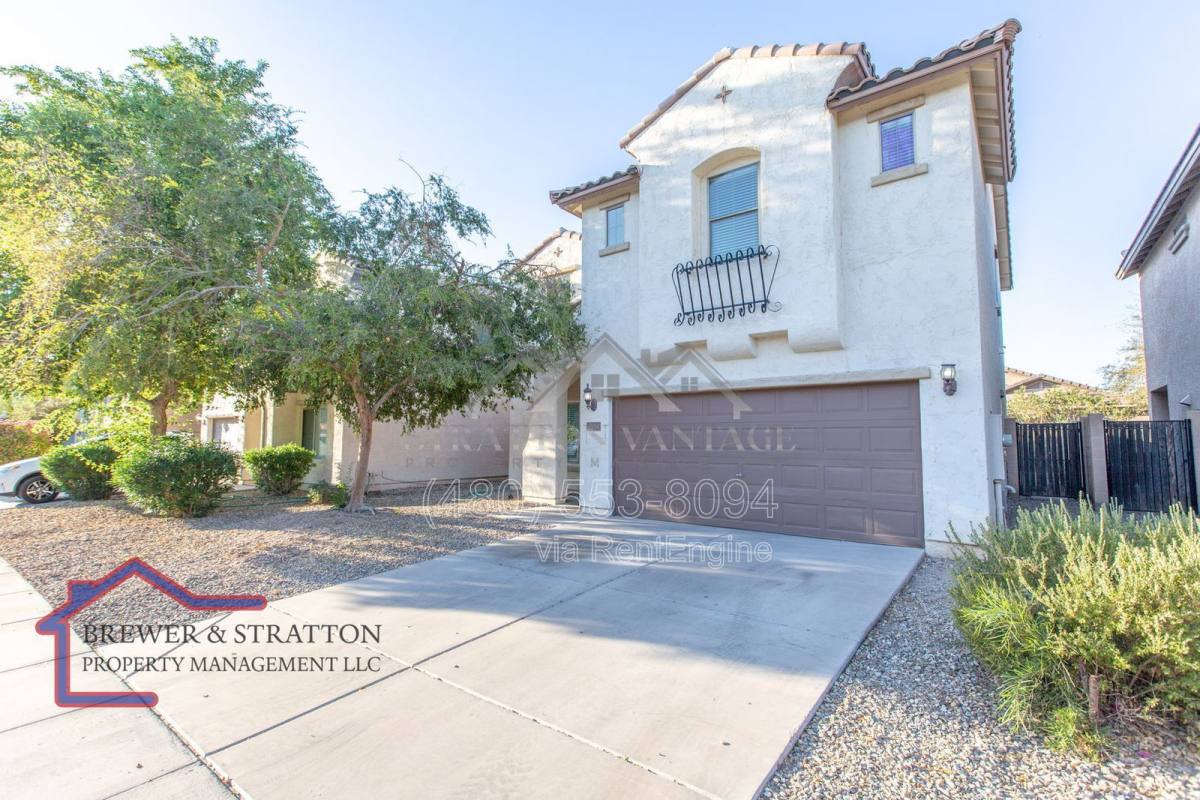 House for rent at 5816 W Gwen St, Laveen, AZ 85339