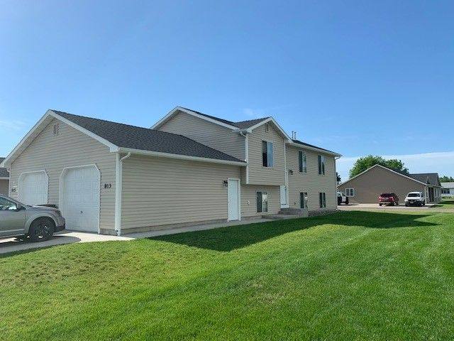 Apartment for rent at 815 W 3rd St, Laurel, MT 59044