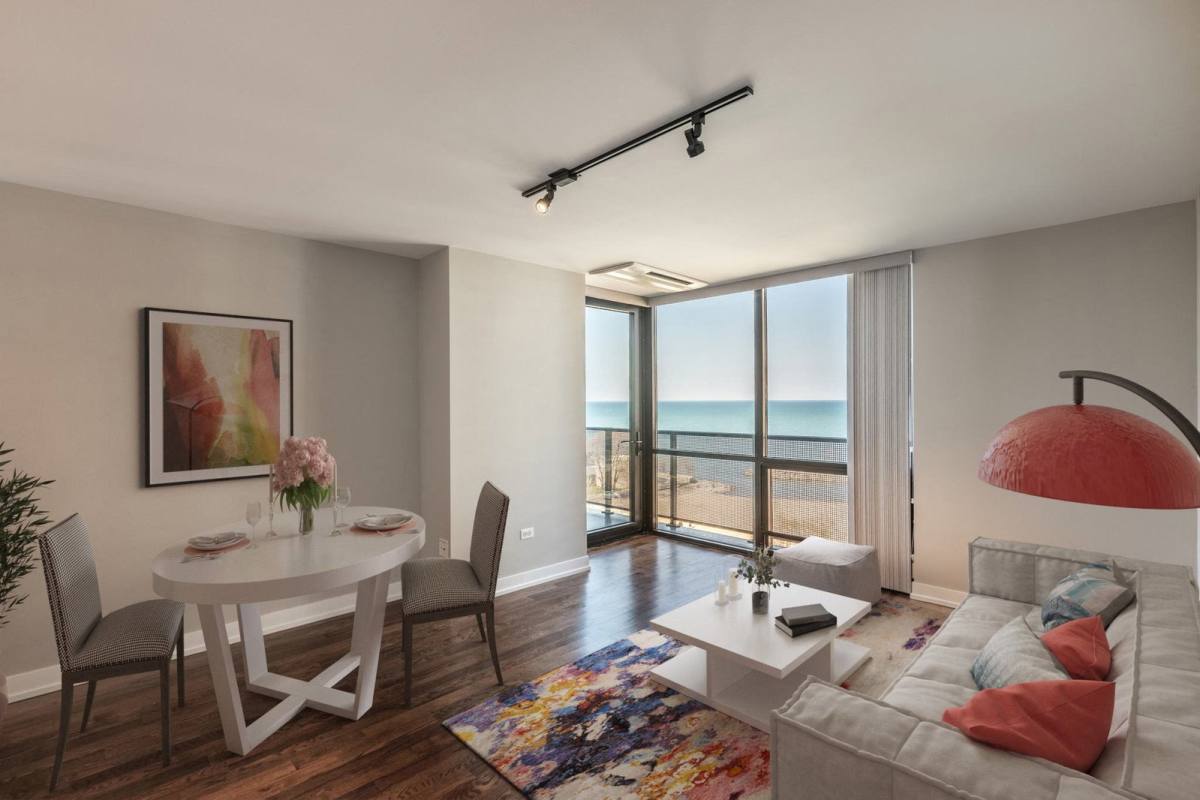 Apartment for rent at 5910 N Sheridan Rd, Chicago, IL 60660