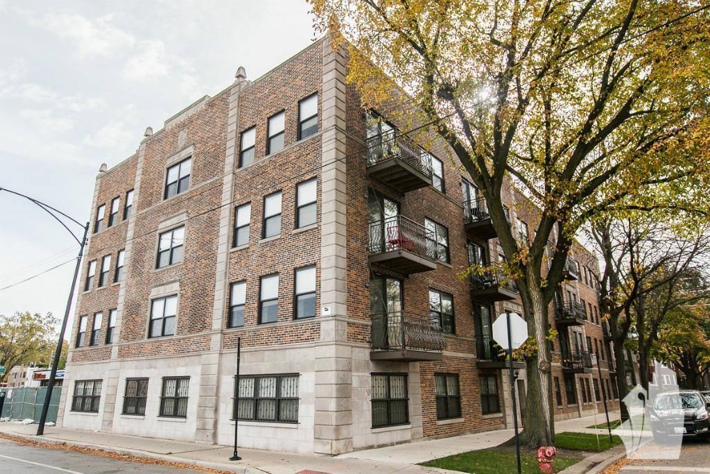 Apartment for rent at 4759 N Maplewood Ave, Chicago, IL 60625