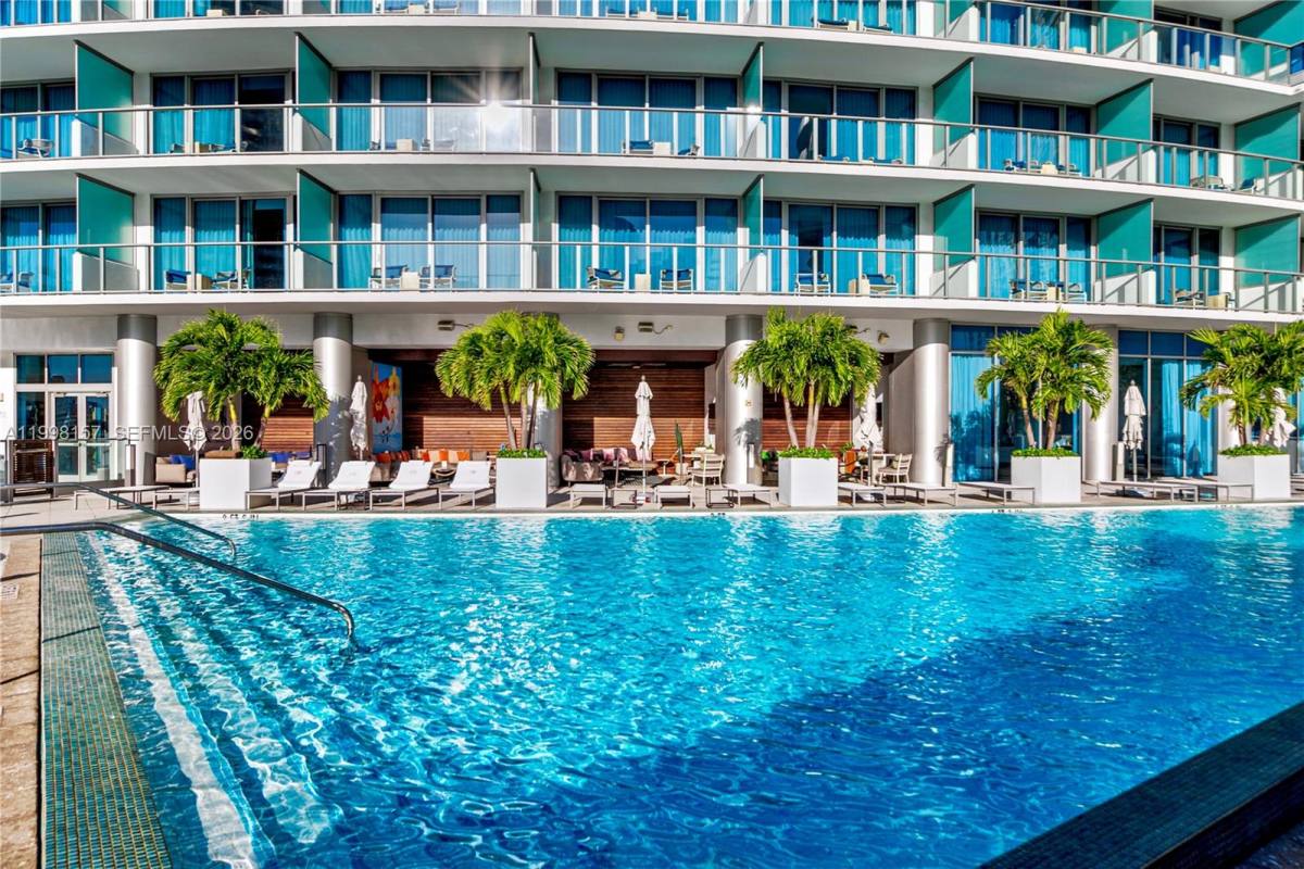 Condo for rent at 200 Biscayne Blvd Way, Miami, FL 33131