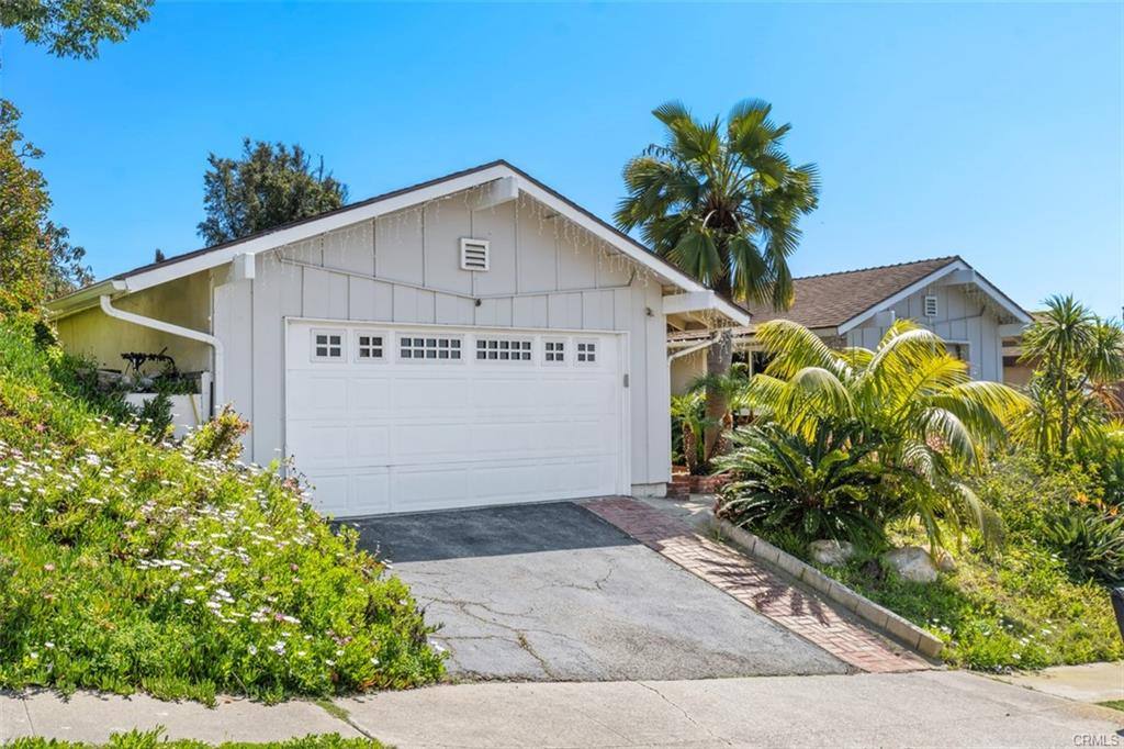 House for rent at 3068 Zell Dr, Laguna Beach, CA 92651