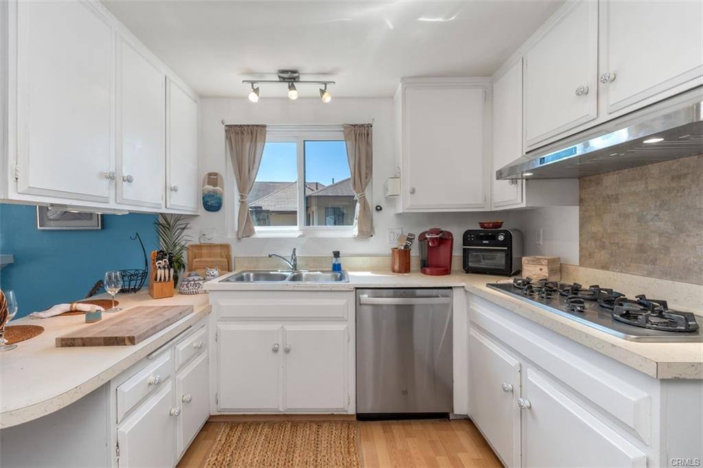 House for rent at 3068 Zell Dr, Laguna Beach, CA 92651