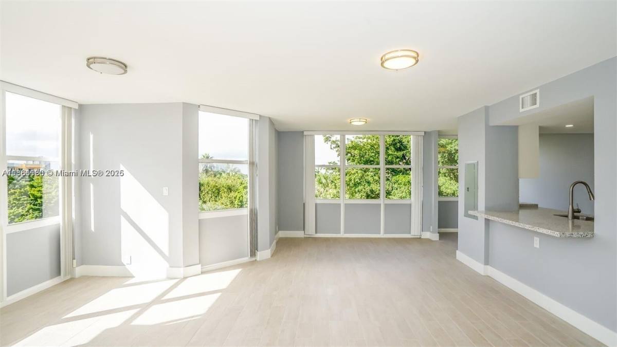 Condo for rent at 1901 Brickell Ave #B508, Miami, FL 33129