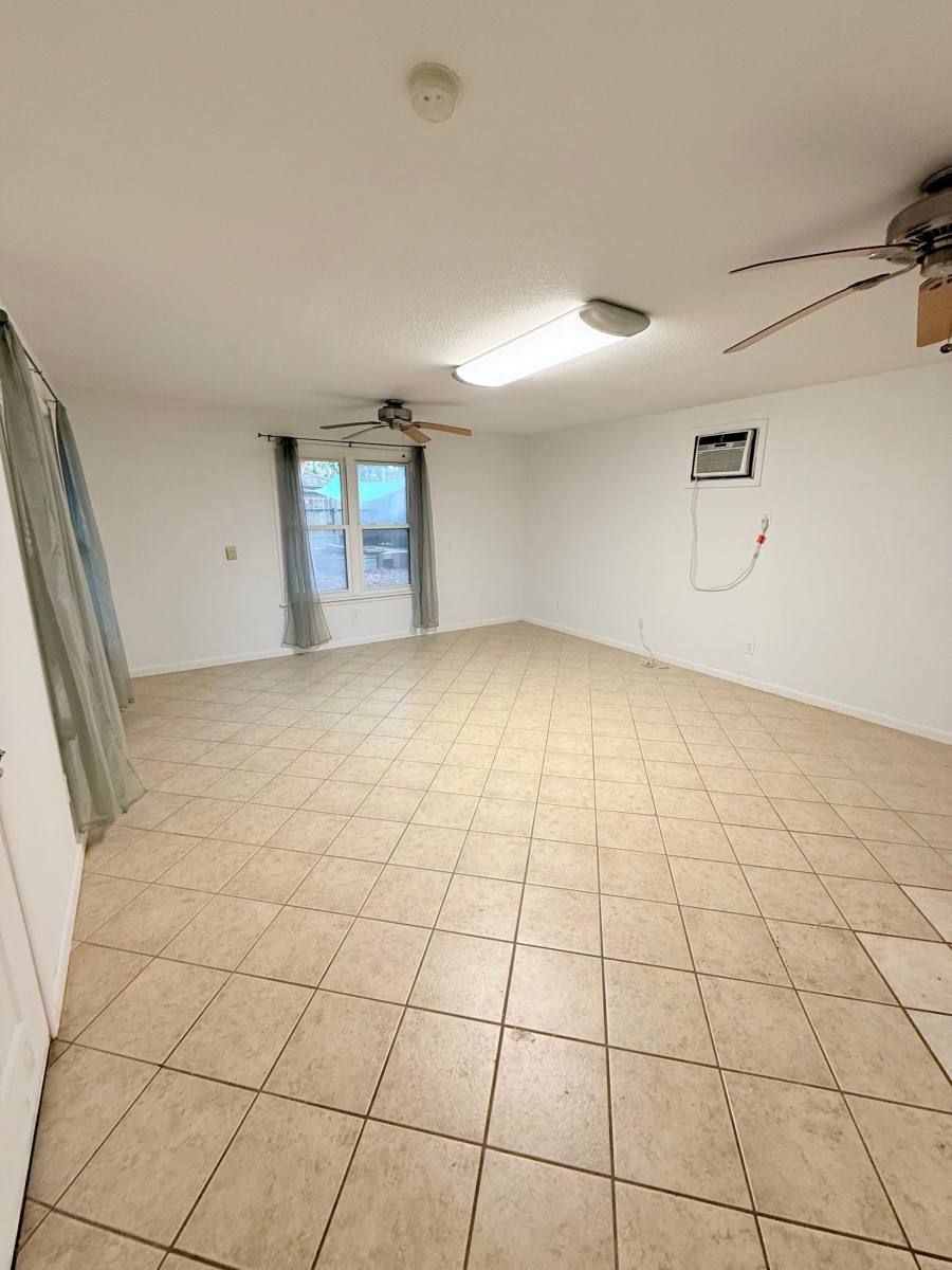 House for rent at 625 Catalina Place, Corpus Christi, TX 78411