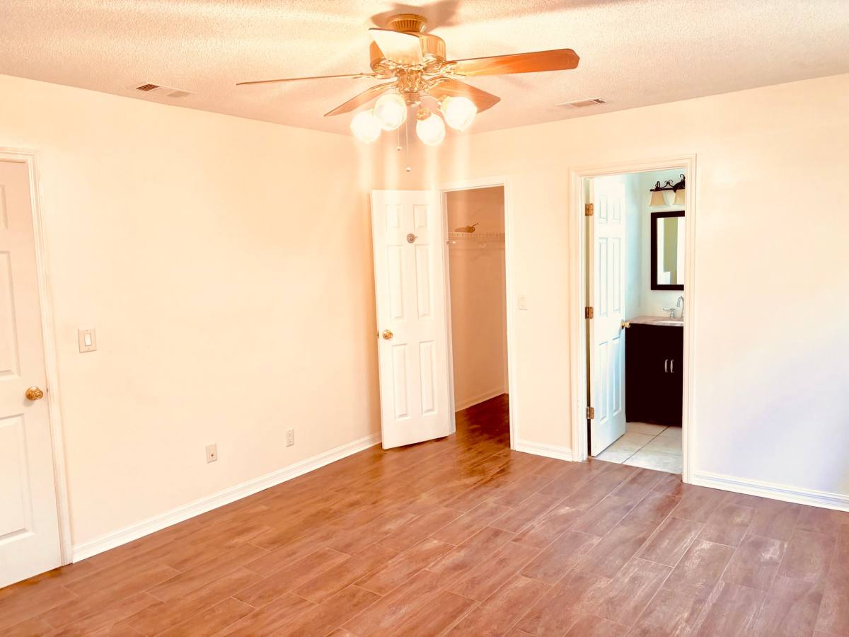 House for rent at 815 Rogers Ave NW, Live Oak, FL 32064