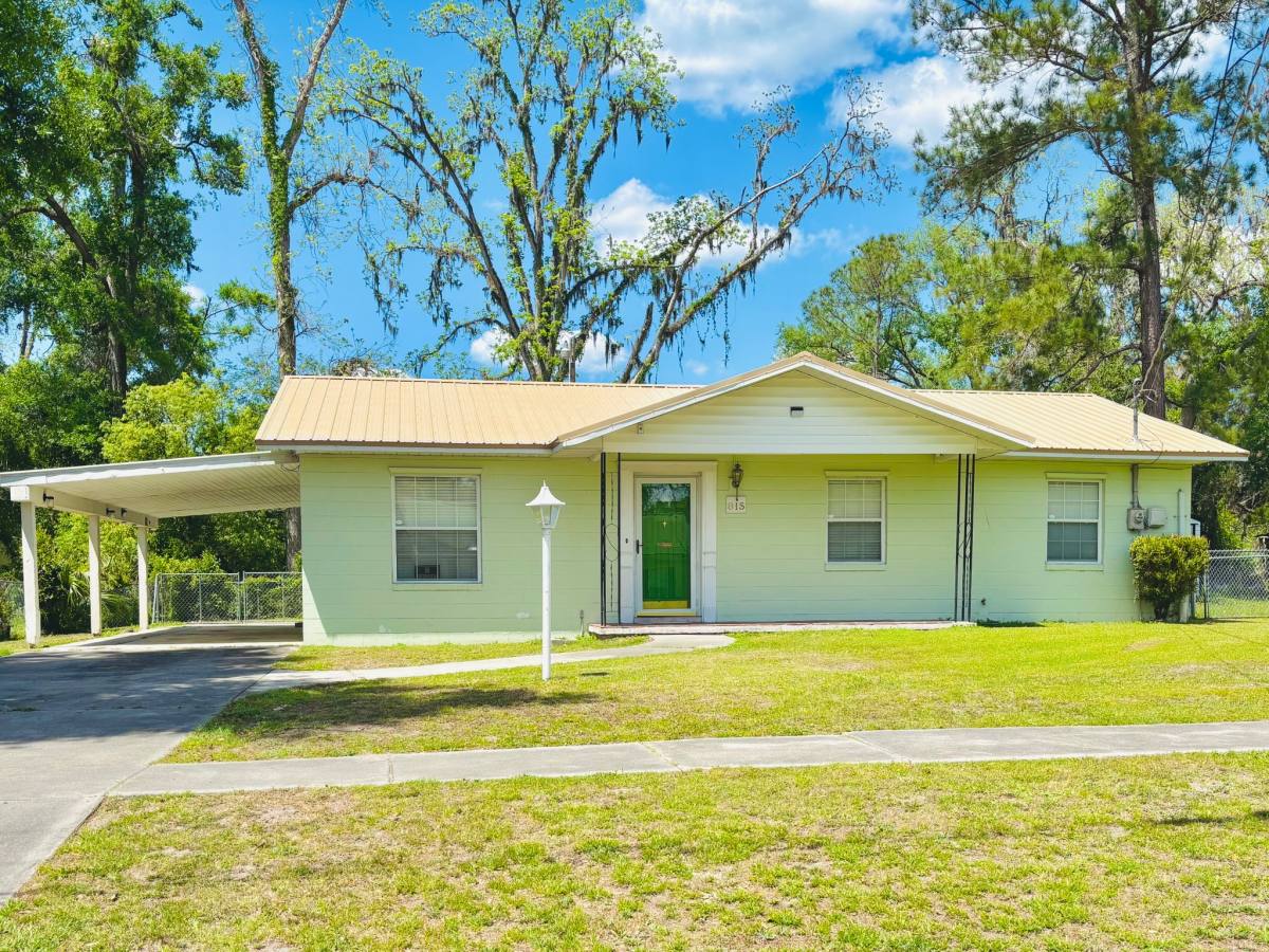 House for rent at 815 Rogers Ave NW, Live Oak, FL 32064