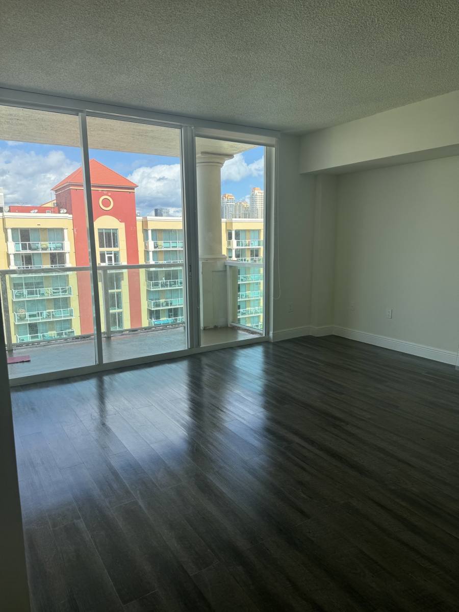 Apartment for rent at 17000 N Bay Rd #2505, North Miami Beach, FL 33160