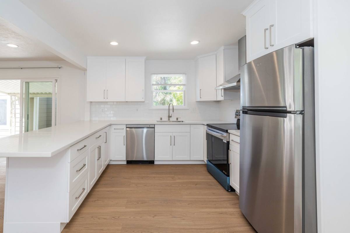Apartment for rent at 19139 Vaughn Ave, Castro Valley, CA 94546