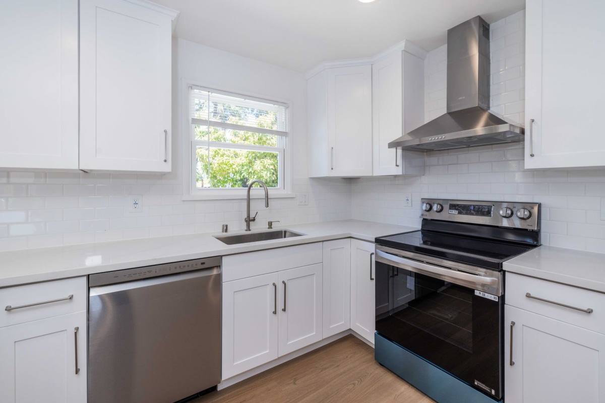 Apartment for rent at 19139 Vaughn Ave, Castro Valley, CA 94546