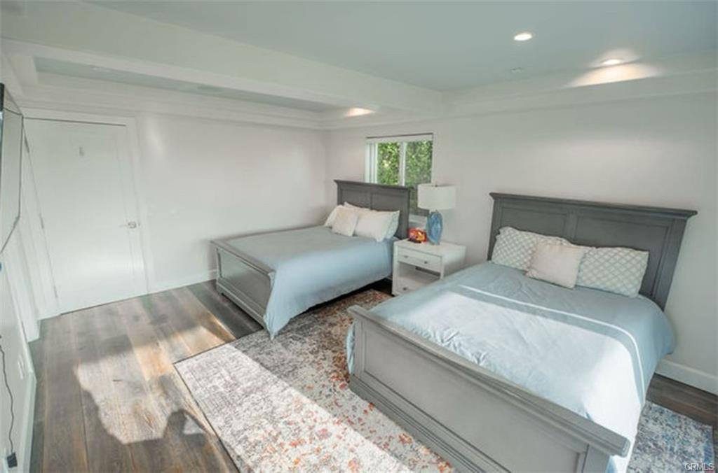 House for rent at 986 Oriole Dr, Laguna Beach, CA 92651