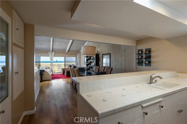 Apartment for rent at 1303 E Balboa Blvd, Newport Beach, CA 92661