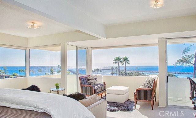 House for rent at 2824 Ocean Blvd, Corona Del Mar, CA 92625