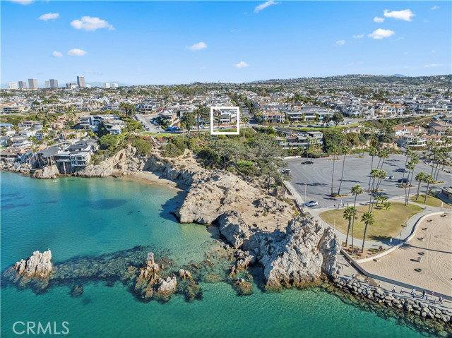 House for rent at 2824 Ocean Blvd, Corona Del Mar, CA 92625