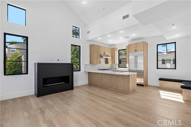 House for rent at 700 Iris Ave #1 2, Corona Del Mar, CA 92625