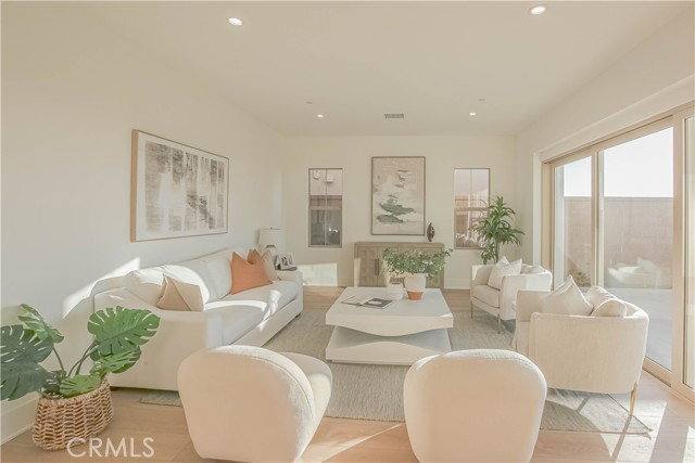 House for rent at 137 Oakstone, Irvine, CA 92618