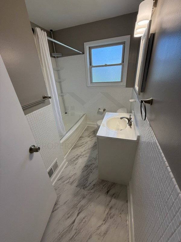 House for rent at 34856 Fairchild St, Westland, MI 48186