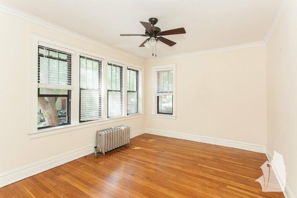Apartment for rent at 4725 N Leavitt St #1, Chicago, IL 60625