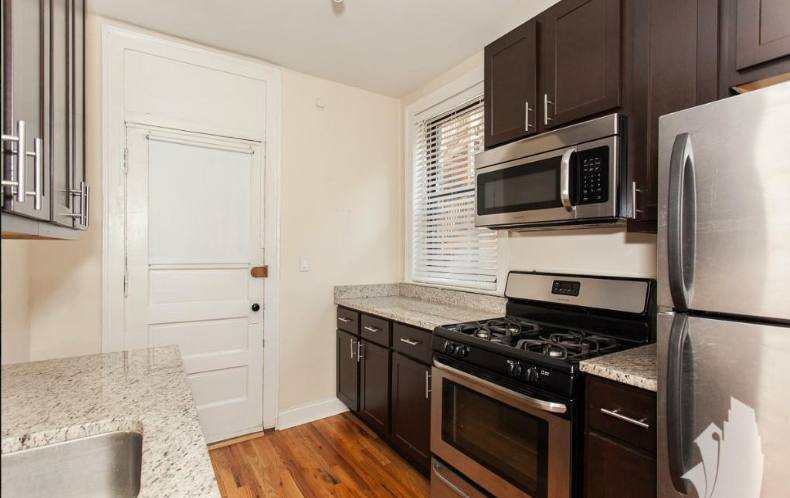 Apartment for rent at 4725 N Leavitt St #1, Chicago, IL 60625